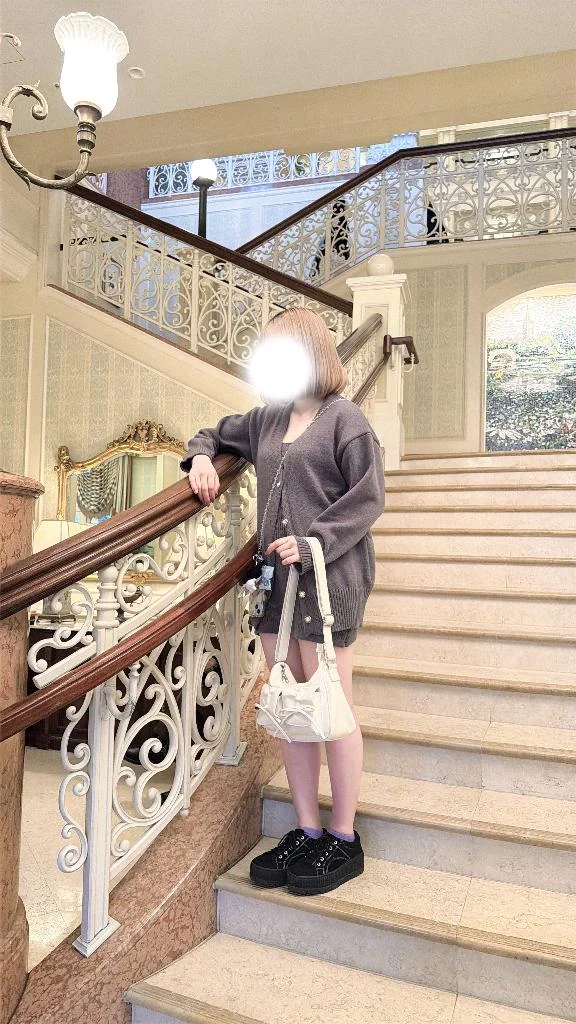 あや