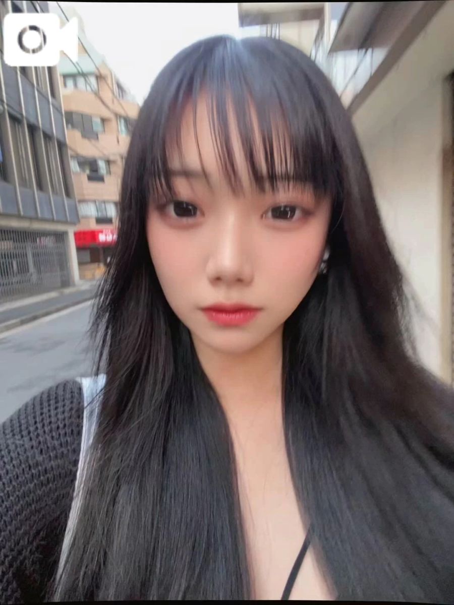 つき