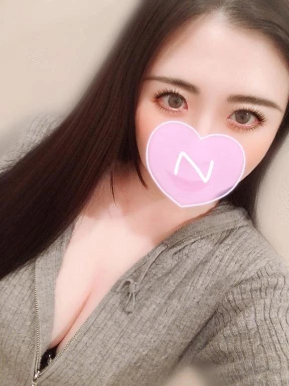 ななこ