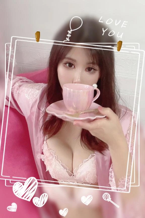 瞳