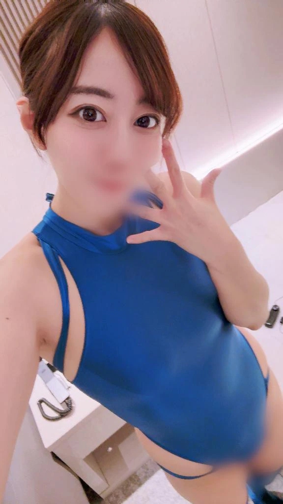 琥珀むぎ