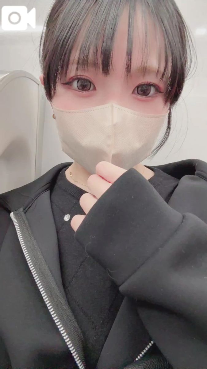 綾瀬もも