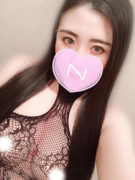 ななこ