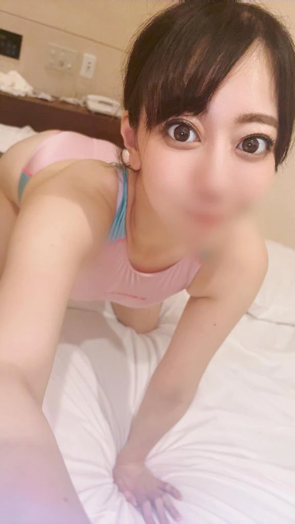 琥珀むぎ