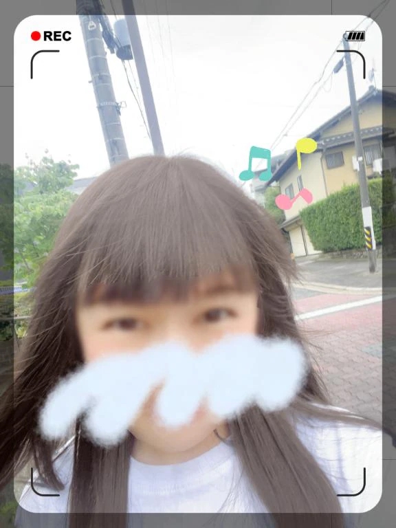 つきの