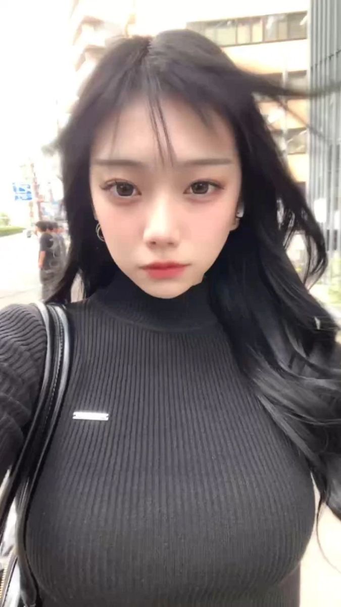 つき