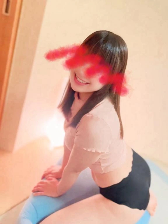 つきの