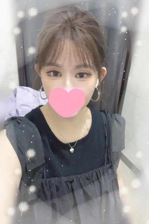 瞳