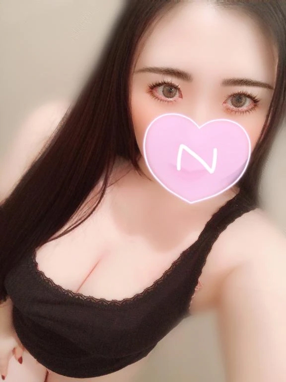 ななこ
