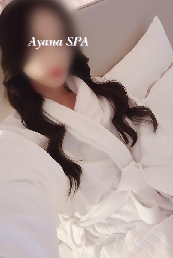 あやな