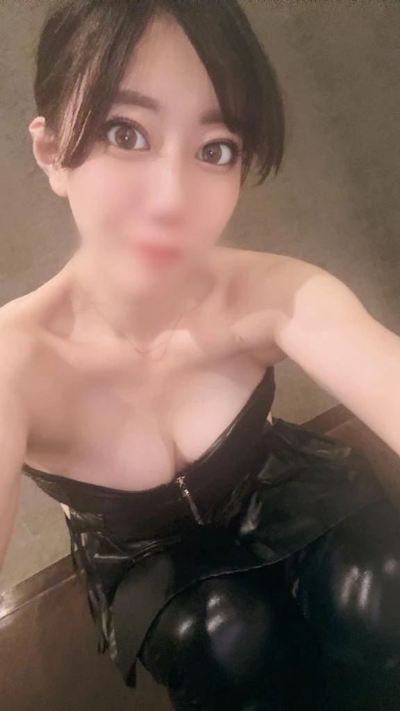 琥珀むぎ