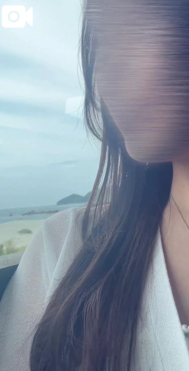 つき