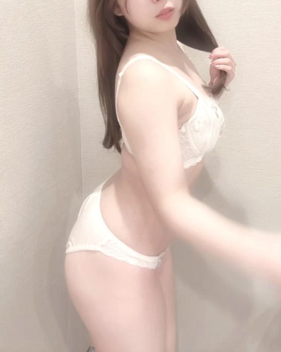 つき