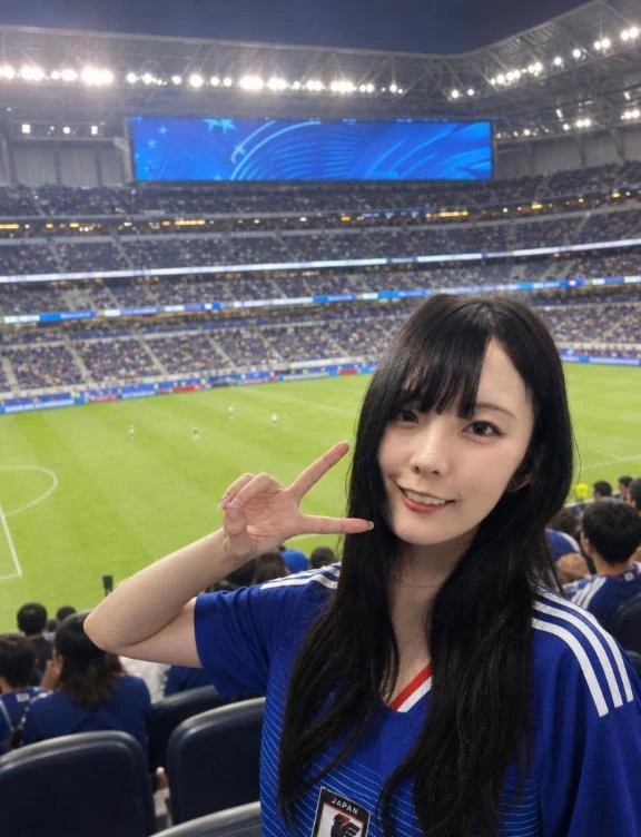 みい