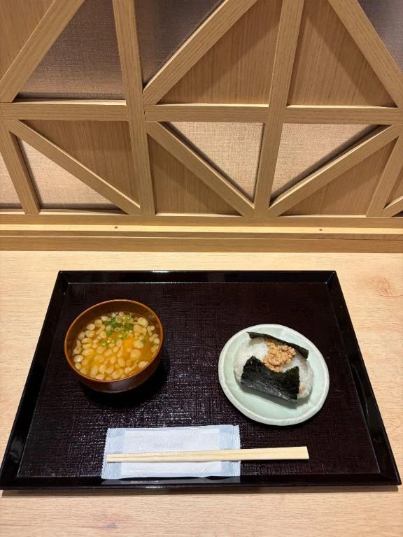 あや