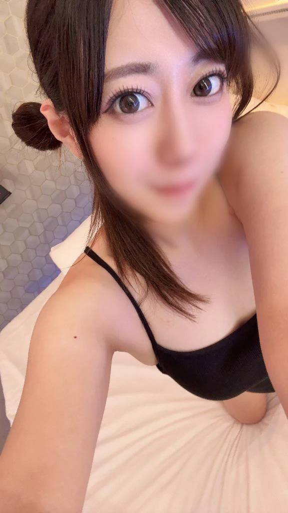 琥珀むぎ