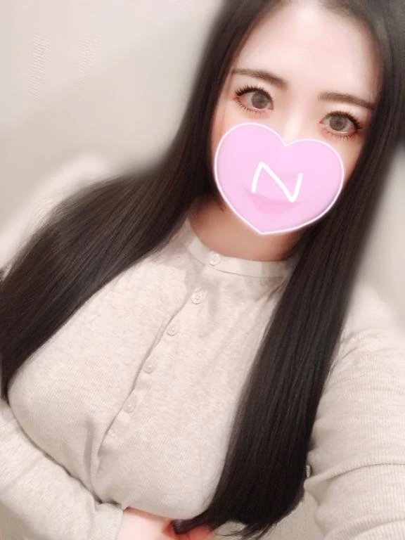 ななこ