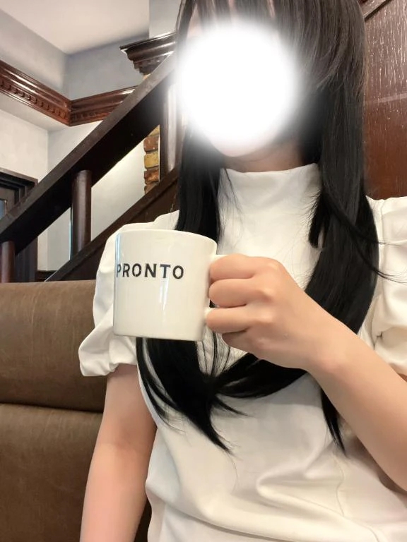 にこ