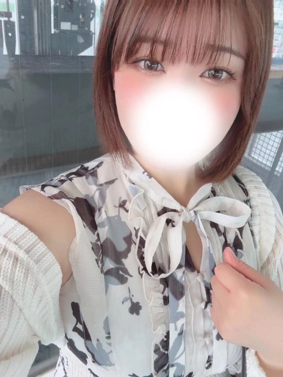 ももな