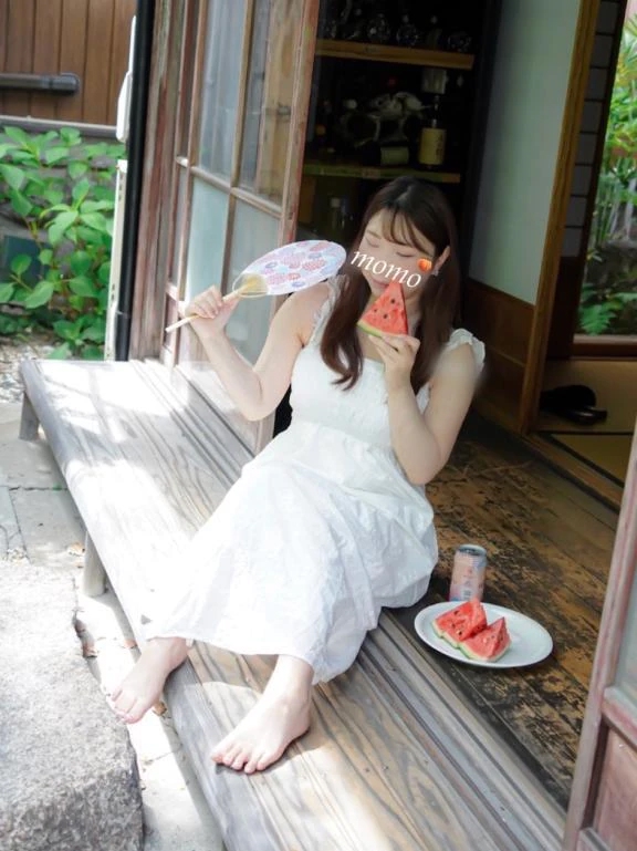 もも