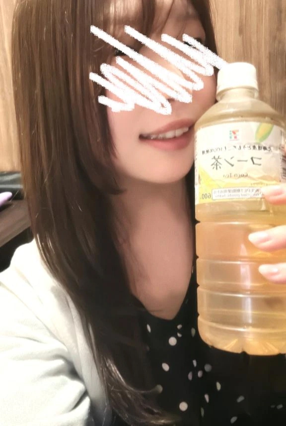 つき
