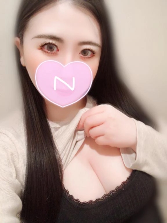 ななこ