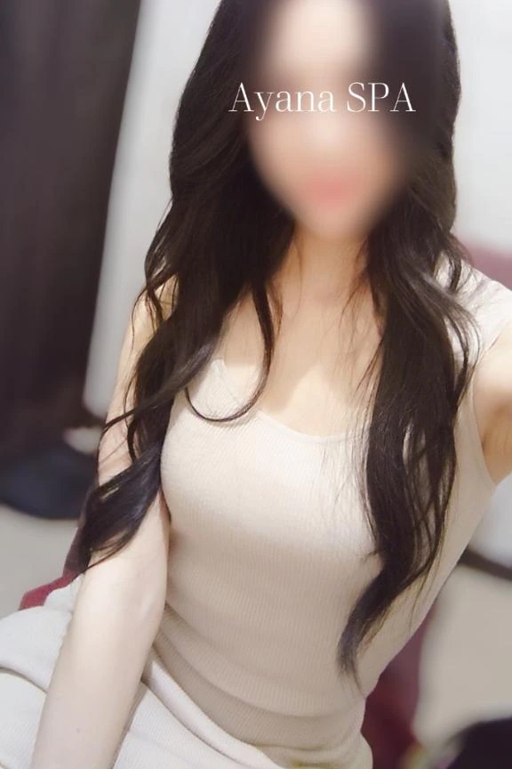 あやな