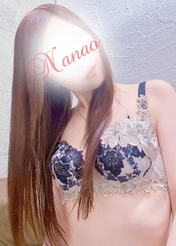 菜々緒(ななお)
